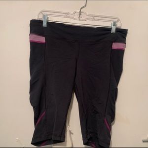 Lululemon knee length shorts